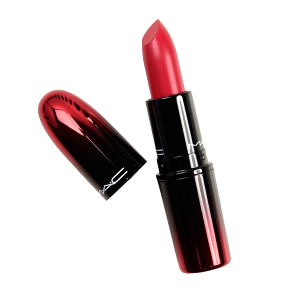 Mac Love Me Lipstick Give Me A Fever NIB - Picture 6 of 9